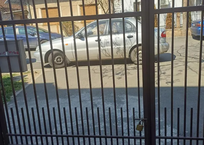 Lägenhet Garsoniera Cu Bucatarie, Iulius Mall *